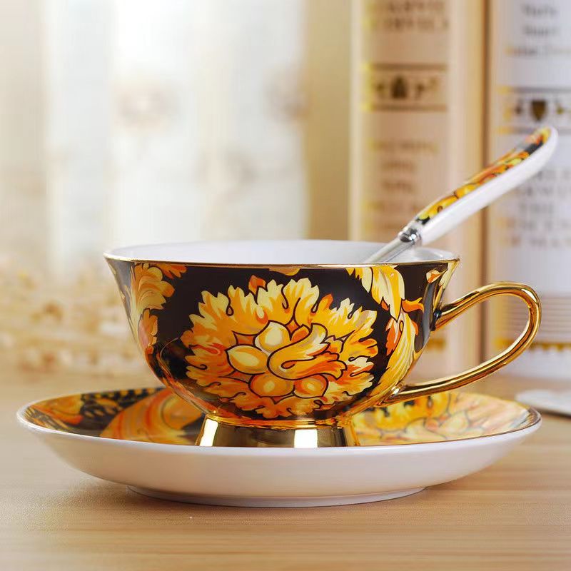 European Oil Painting Style Bone China Coffee Cup And Saucer Set Hand-Painted Golden Ceramic English Black Tea Cup