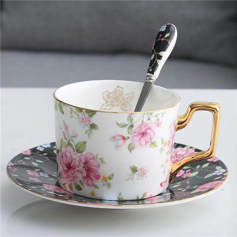 European-Style Bone China Coffee cup And Saucer Creative Ceramic Cup Afternoon Tea Cup Flower Tea Cup Set